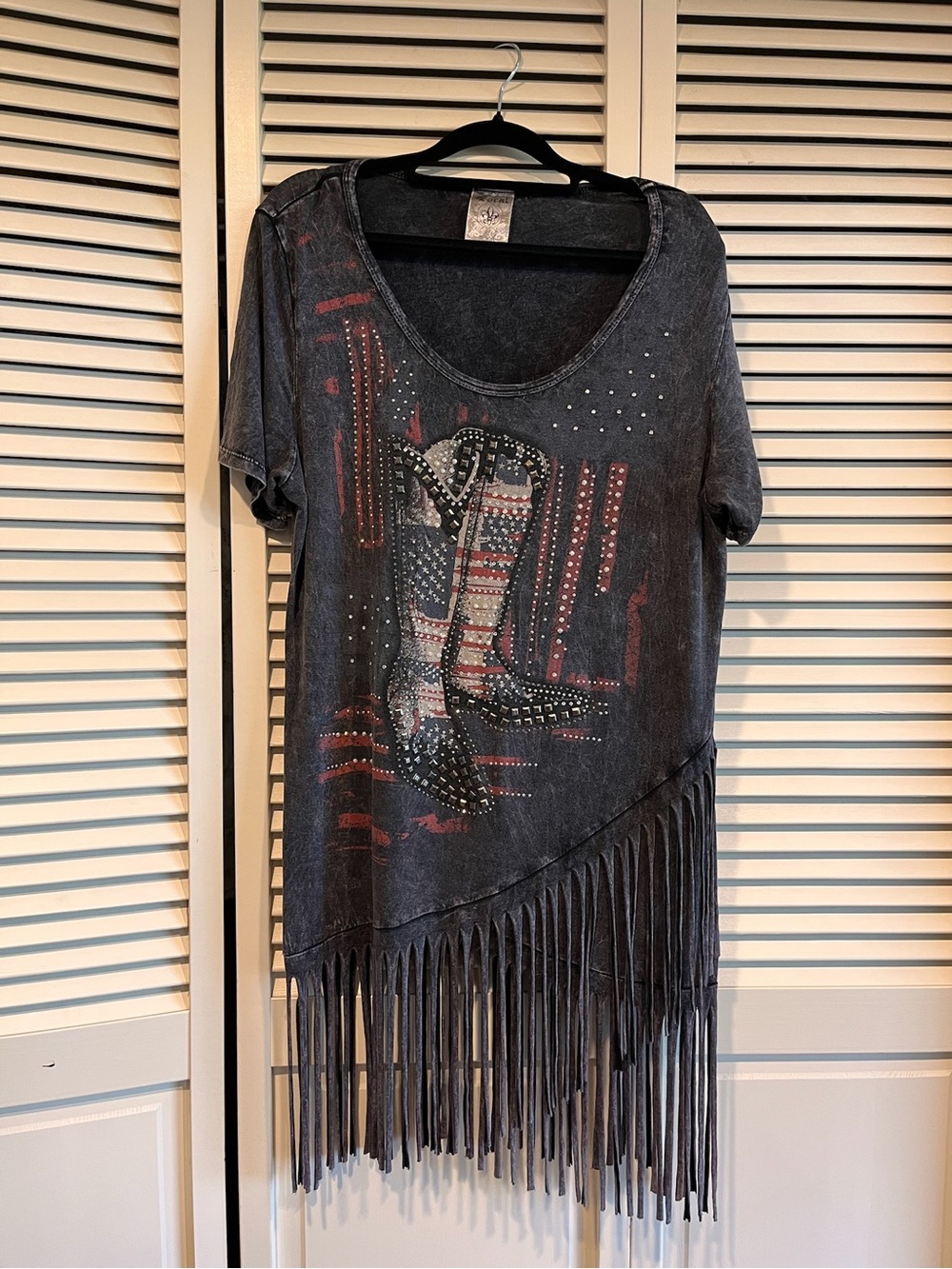 Vocal Gray Tunic with Fleur-de-Lis Label